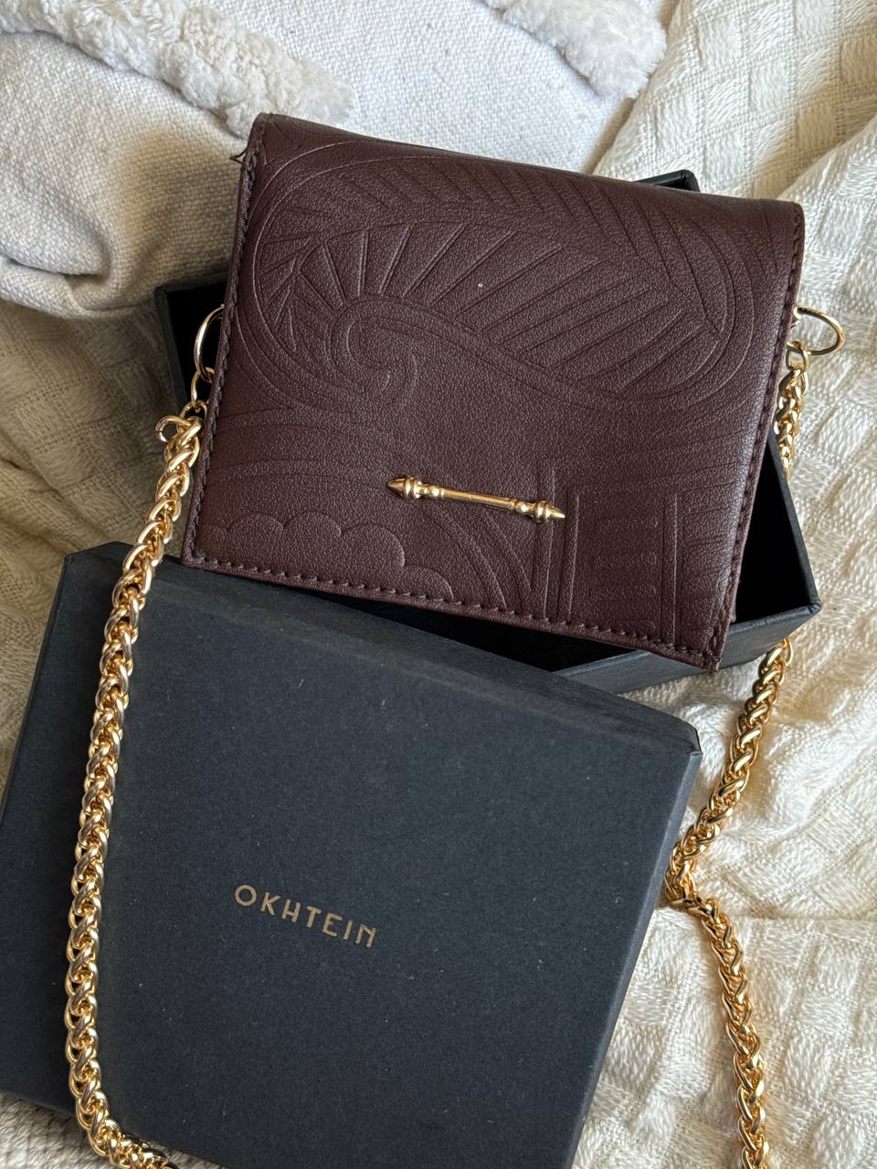 Wallet on chain Okhtein  with box