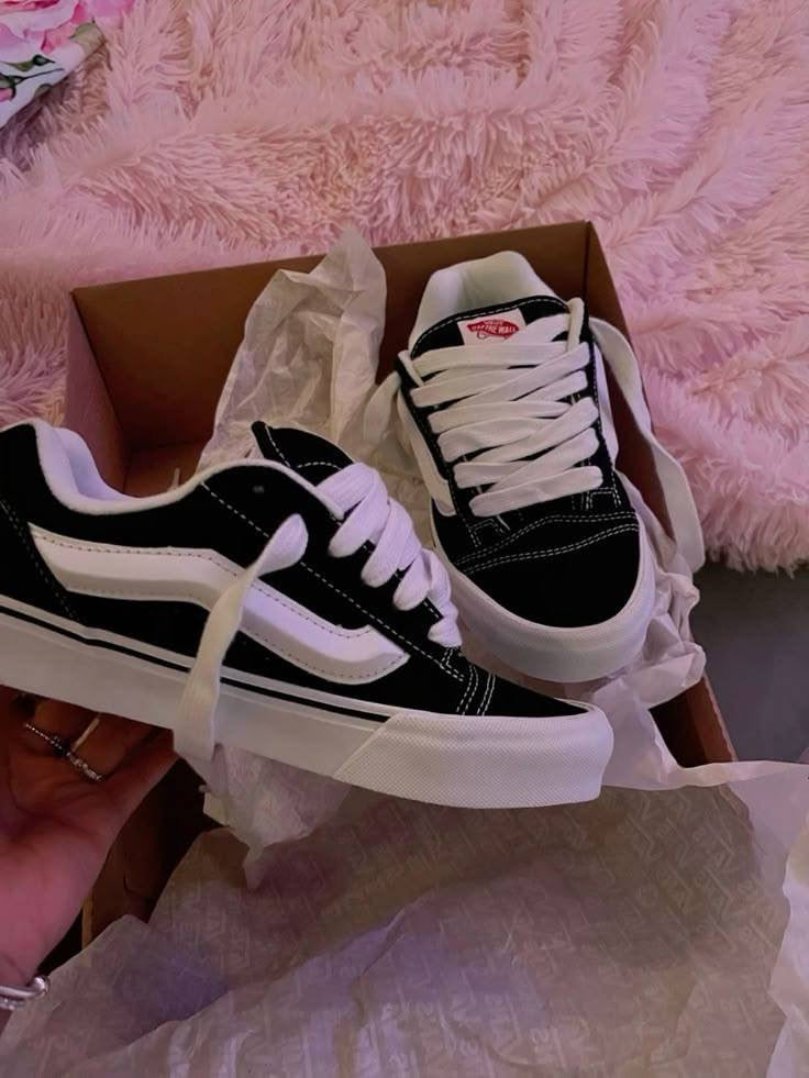 Vans Sneakers Limited Collection
