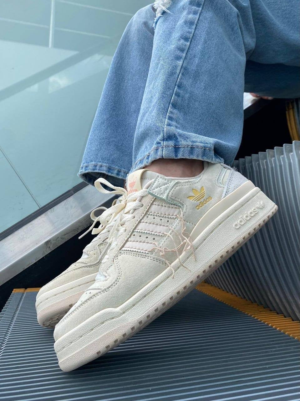 Forum Law Sneaker Limited Collection