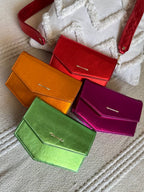Okhtein cross bag