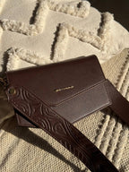 Okhtein cross bag