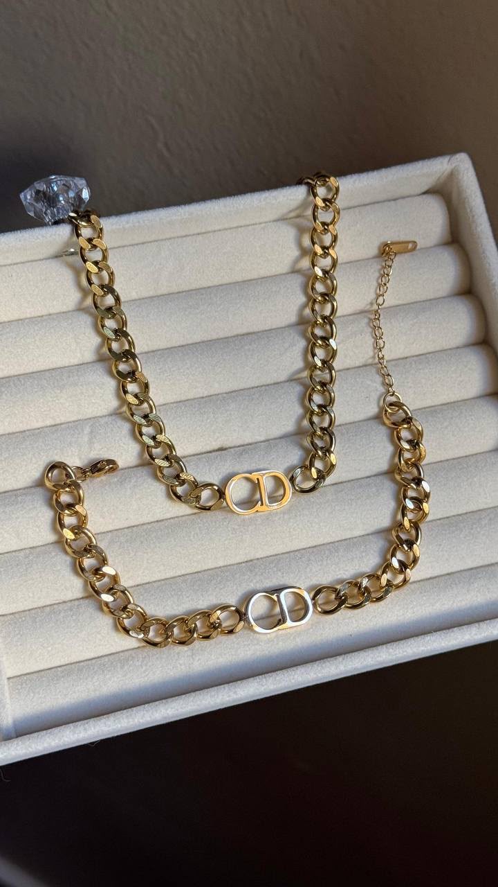 Necklace And Bracelet Set