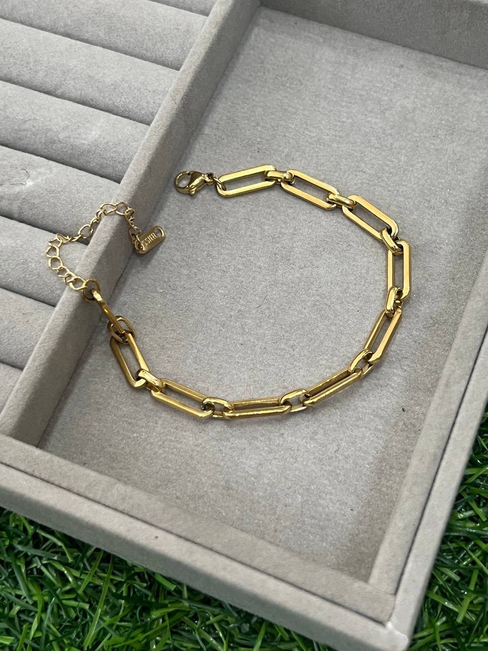 Stainless bracelet