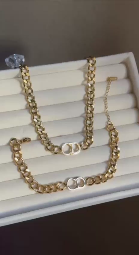 Necklace And Bracelet Set